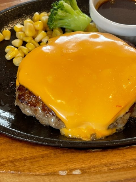 wa9works's tweet photo. 本日のパワーフードは　
ハンバーグ

#道 が
吉日のキーワード🌟

最高の日曜日を😉✨
チーズハンバーグ
白石著書リスト↓
https://t.co/xCQfxPG4CJ https://t.co/81D5EXQqaQ