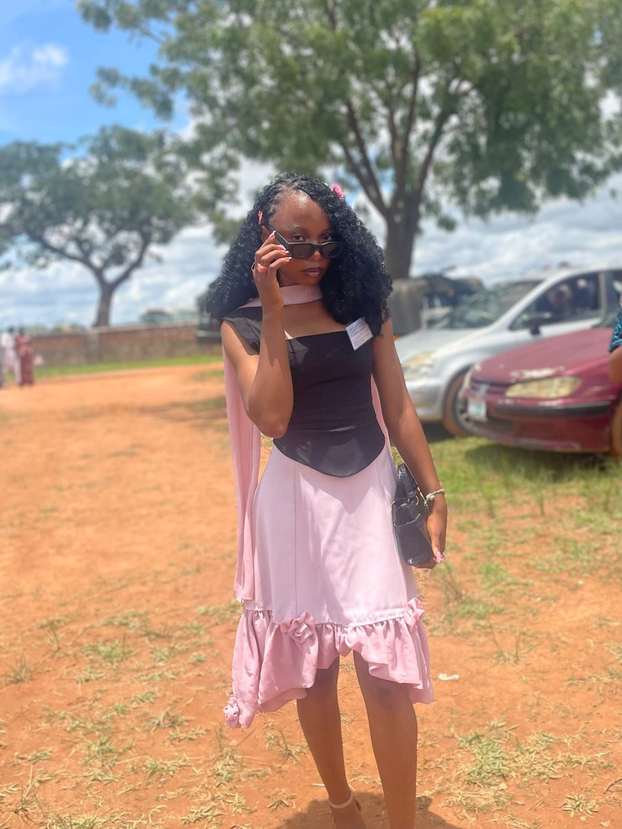 DatTechy's tweet photo. Eternal Happiness Rc Day2

Outfit from dah brand ✂️❤️

Fashion-model 🌹 https://t.co/6ryk2YYKQ7