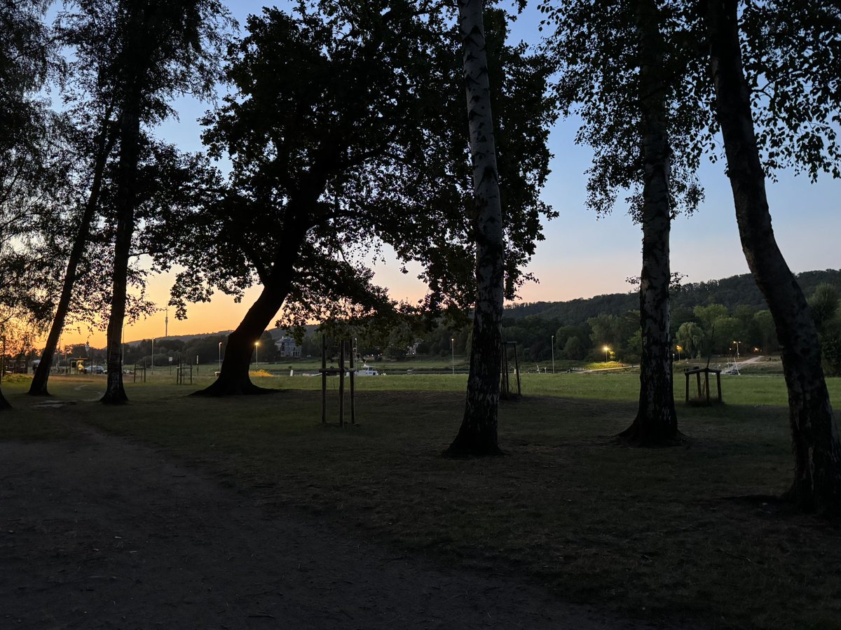 RavennaPW's tweet photo. Dresden…..es gibt keine Stadt wo ich lieber LEBEN würde. Kein Cottbus, kein Berlin, kein Frankfurt, kein Köln. Dresden einfach schönste Stadt. #Dresden #Sachsen https://t.co/urDOwfEONI
