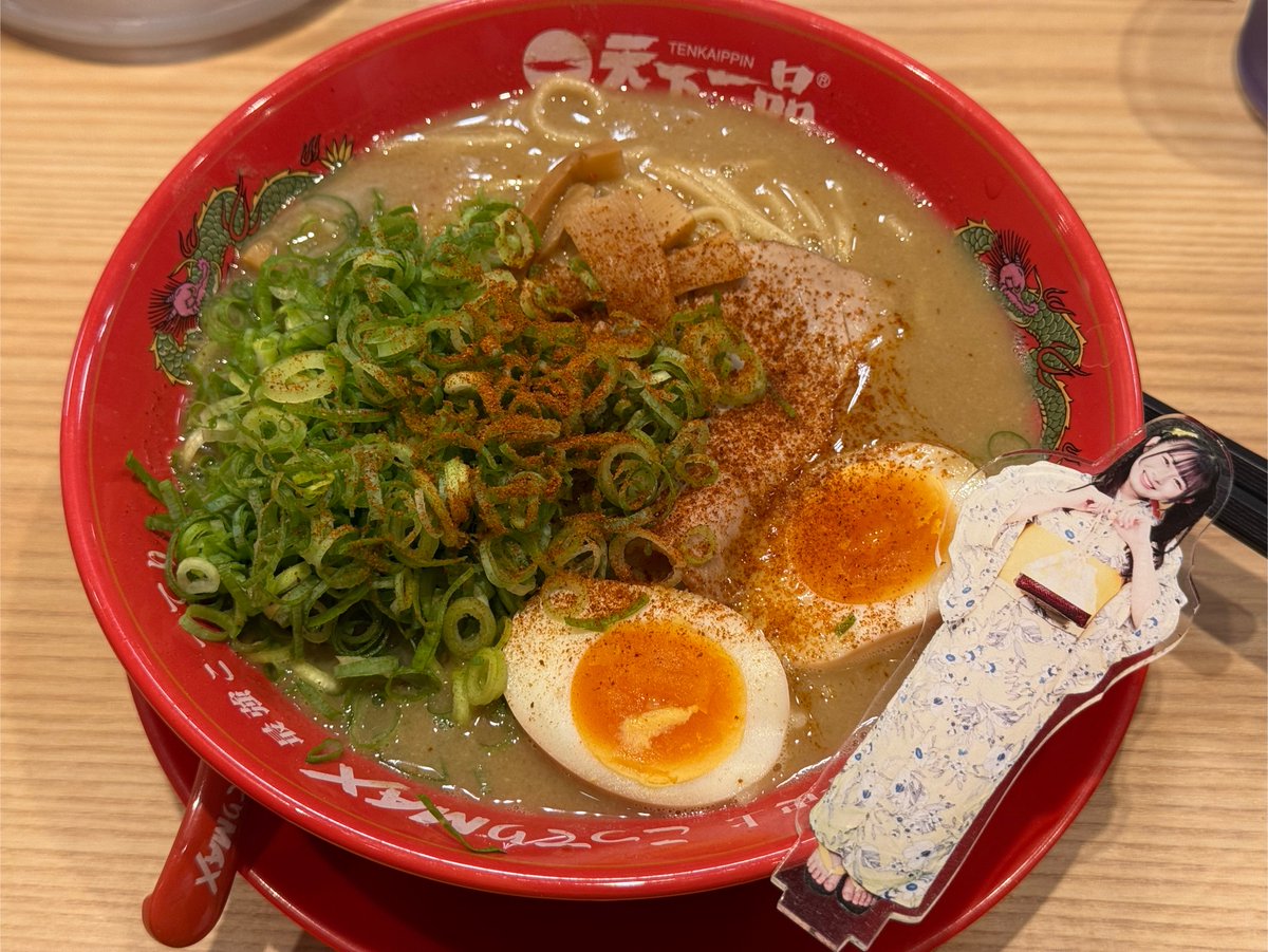 sf4kr's tweet photo. とりあえず無事家に着きましたー👏✨️✨️
パチキャン新体制ワンマン
ありがとうございました
楽しかったー
黄色いスニーカーなんかいいの探そうと思いました笑
#パチキャン
#ひまわり
#PATIPATICANDY https://t.co/bVA0Mgz4aY
