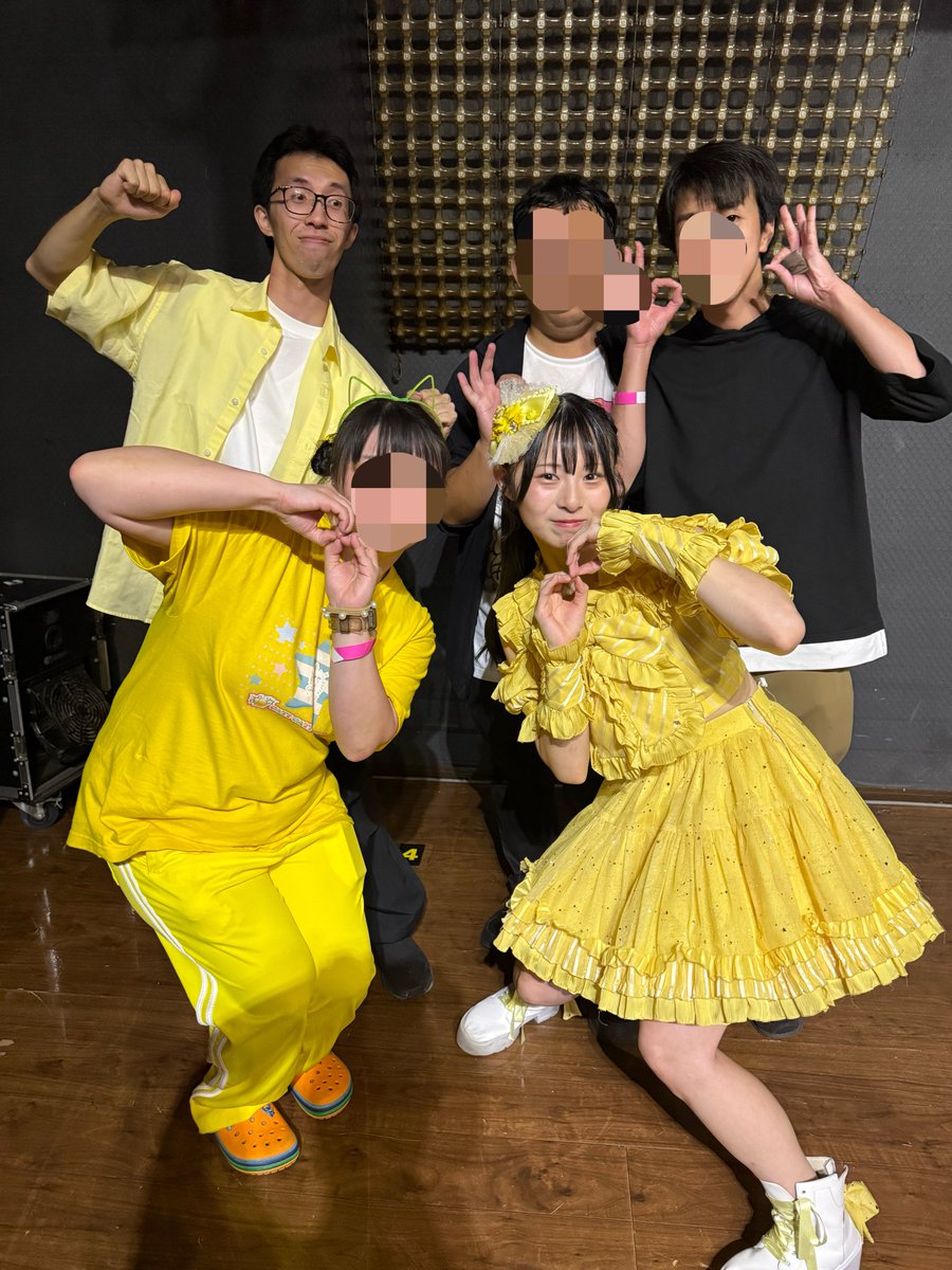 sf4kr's tweet photo. とりあえず無事家に着きましたー👏✨️✨️
パチキャン新体制ワンマン
ありがとうございました
楽しかったー
黄色いスニーカーなんかいいの探そうと思いました笑
#パチキャン
#ひまわり
#PATIPATICANDY https://t.co/bVA0Mgz4aY