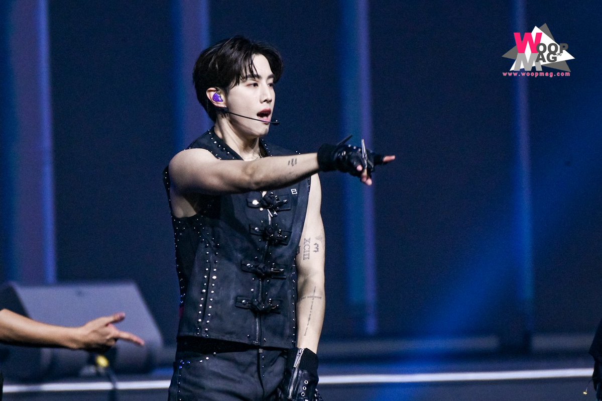 woopmag's tweet photo. “MARK TUAN”✨ กับโชว์เรียกเสียงกรี๊ดสนั่นฮอล์ ในงาน WEIBO GALA 2026 Weibo Cultural Communication Night 

#MarkTuan #段宜恩 #มาร์คต้วน 
#WeiboCulturalCommunicationNight
#WeiboGala2026 https://t.co/0RNemuVrpl