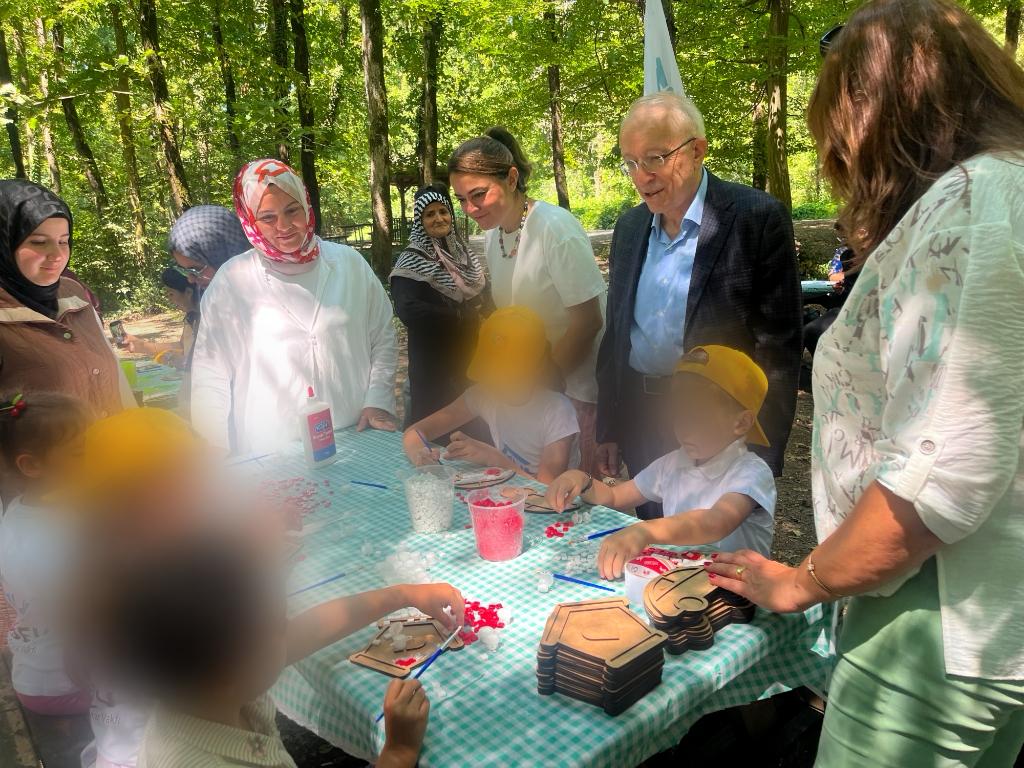 kocaelivaliligi's tweet photo. LÖSEV, Kocaeli’de Aile Piknik Etkinliği Düzenledi
⬇️
https://t.co/kfueZmyKK2 https://t.co/MOaeOGis40