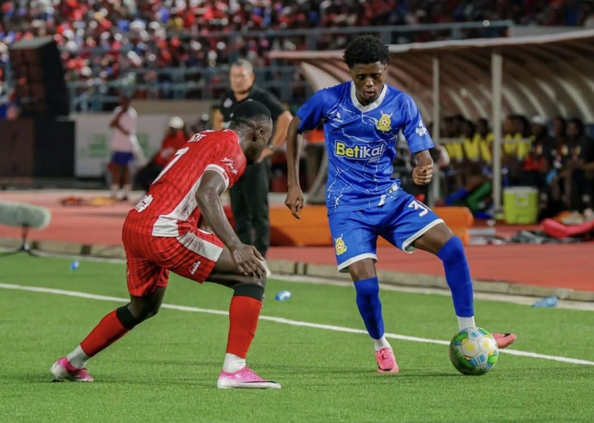 OtaiPeter's tweet photo. @PoliceFCKE wow what a performance on Simba day. Baraka Badi outstanding performance but again the link up from Nsubuga ,Rupia then Badi to Rupia for the goal..what a team. https://t.co/kdqVpt3A1e