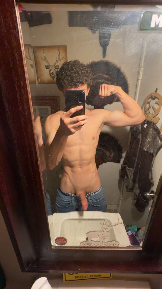 XanderEpic90's tweet photo. I love making content I have 0 limits everything has a price come get ur fix for some barely legal dick😈😈‼️‼️‼️💦💦
$5 for pic
$10 for custom 1 minute vid
$20 for 2-3 minute custom nut vid
Venmo, PayPal, Apple Pay only‼️
#sellingcontent #bwc #cumtributeِs #nsfwtwtًً #nolimits https://t.co/QKlL56HZf1