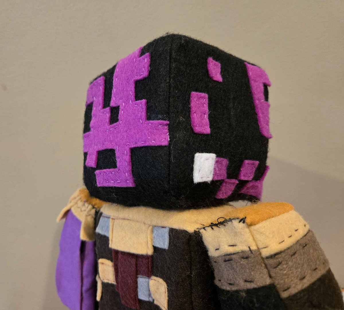 Lime_Storm's tweet photo. qash plushie except hes half hand sewn cause my sewing machine decided to die on me #ashswagfanart https://t.co/K8BON4y5uC