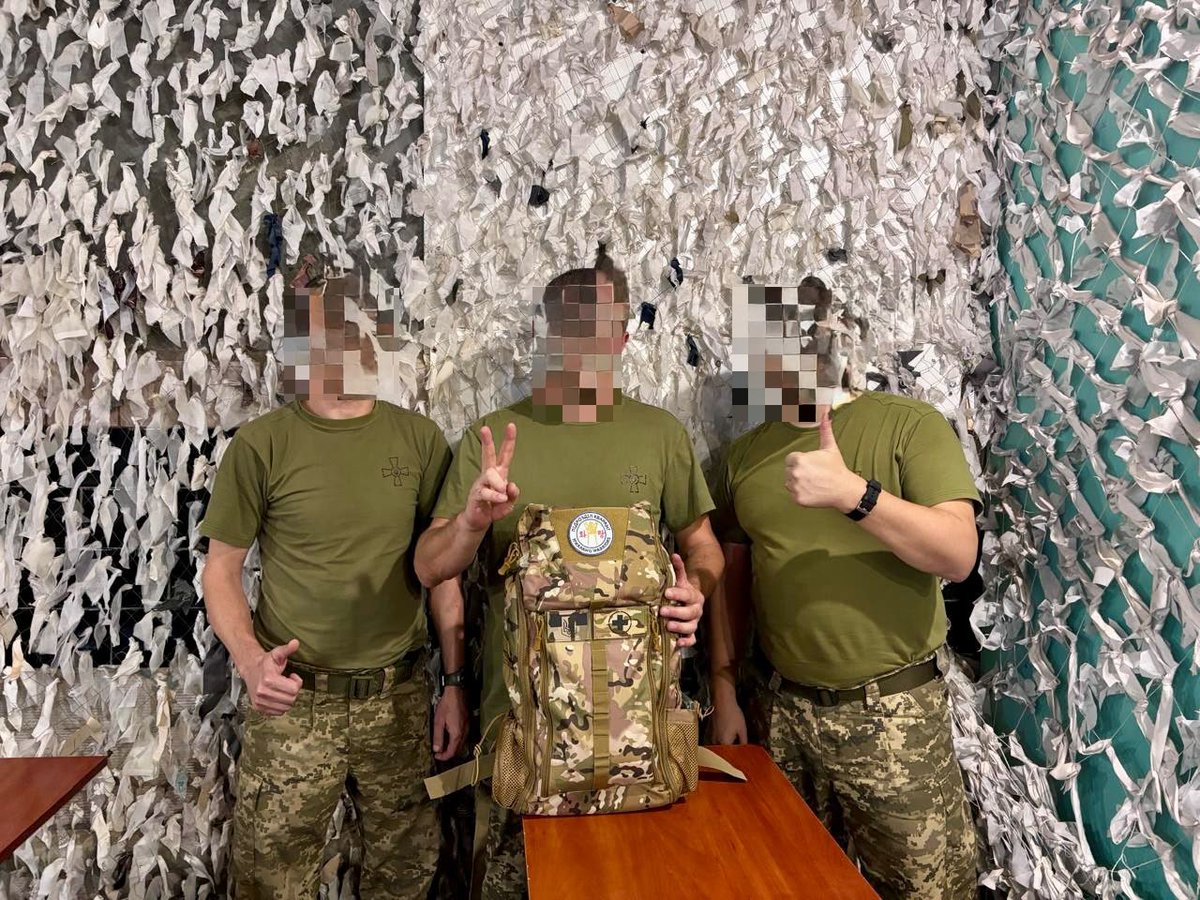 HwarangContact's tweet photo. #CombatMedicBackpack #Ukraine #UkraineWar
#HelpSavingLives
PLEASE REPOST THIS SO IT CAN REACH AS MANY PEOPLE AS POSSIBLE.
🇺🇦🇺🇦🇺🇦SPECIAL APPEAL🇺🇦🇺🇦🇺🇦
3 Combat medic backpacks & a few medical devices have been delivered to the medical company of the 122th Seperate Territorial Defence Brigade of the Armed Forces of Ukraine. We have been providing combat medic backpacks & medical supplies to fulfil its requirements over a few months.
We have been doing fundraising but we couldn't generate much donations. The founder of Hwarang Warriors has been providing 4-6 combat medic backpacks fortnightly although quantities of medical, non-lethal military supplies provided since May 2022 have been reduced as his personal finance has been dwindling. There are many units of Armed Forces of Ukraine waiting for combat medic backpacks and other supplies. Please consider donating any amount you can afford to help saving lives of the defenders of Ukraine. Our fundraising platform is Crowdfunder which is a regulated, transparent platform in the United Kingdom.
Just cost of one cup of coffee can help saving lives of defenders of Ukraine. You can also sponsor a single or more combat medic backpacks outright - two Hwarang Warriors patches with identical number will be allocated, one will be affixed on combat medic backpack and one for the donor to keep. Cost for sponsoring one combat medic backpack is £250.
Please donate any amount you can afford. You may contact us for more information by DM and donation link for combat medic backpacks is listed below.
https://t.co/eWp7IpKTIf
PLEASE REPOST THIS SO IT CAN REACH AS MANY PEOPLE AS POSSIBLE.