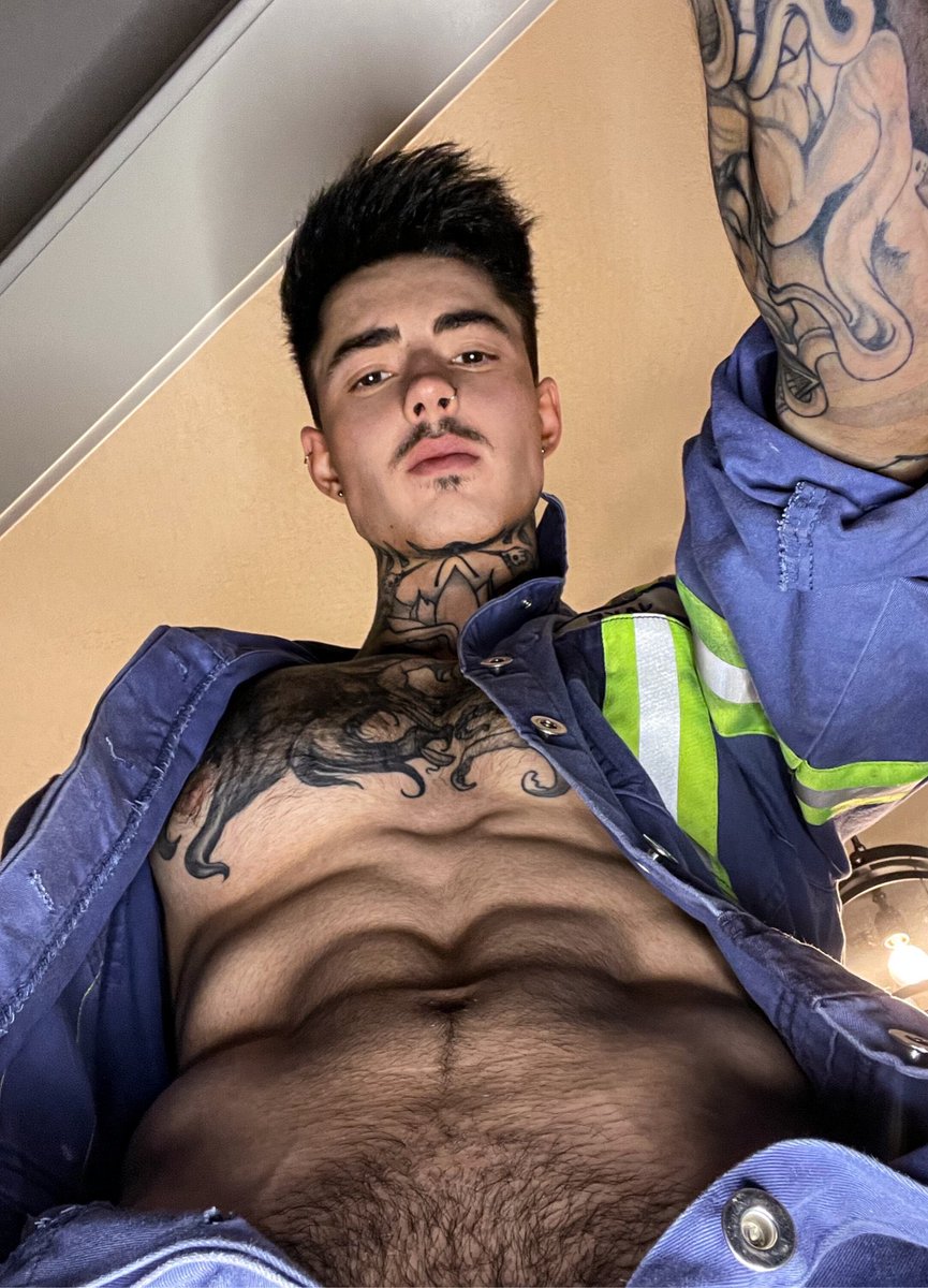 JakipzSFW's tweet photo. I can fix that 😉👨🏻‍🔧… https://t.co/pUhhmmSbOc