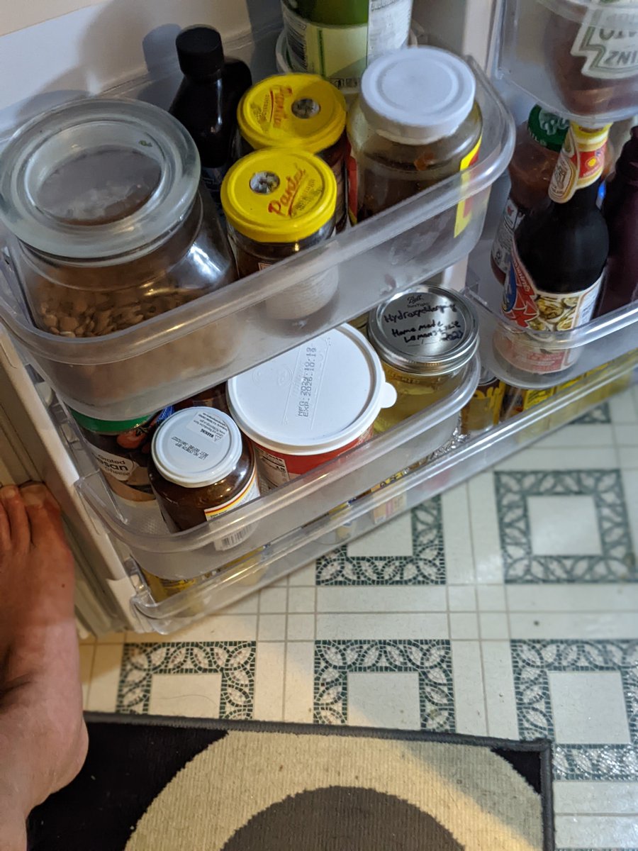 LtWolfe007's tweet photo. Hydryoxychoraqine 
Dude 1 hey Batman 
Batman what 
Dude 1 this shit was found in Robin's refrigerator 
Batman what the F is it?
Dude 1 it looks like hydryoxychoraqine 
Batman what the F was Robin doing with that?
Dude 1 public health Fks told him to get a jab
Batman did he get th https://t.co/D35b9UzT0f