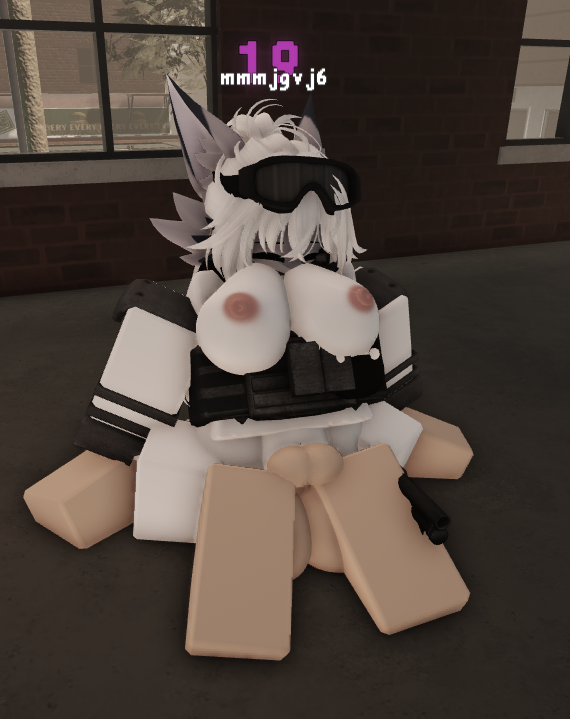 someboyhehehe's tweet photo. spending so much time on #condos in #roblox ic ant get enough >~> https://t.co/s0qFoXQZsZ