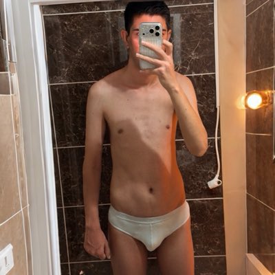 Roy1wx's tweet photo. #YeniProfilResmi https://t.co/urnXEVgdHS
