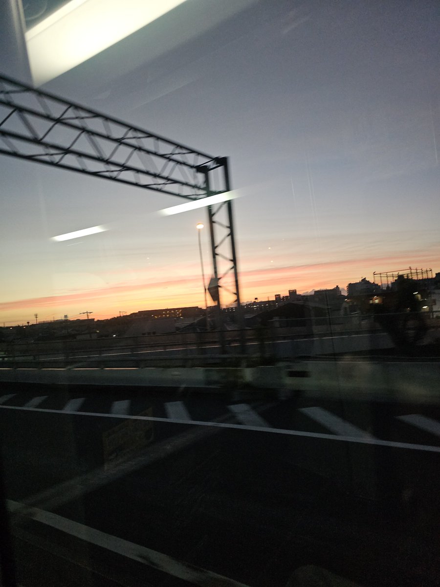 K47Ta_'s tweet photo. 午前4時半 https://t.co/QaIS21XBvF