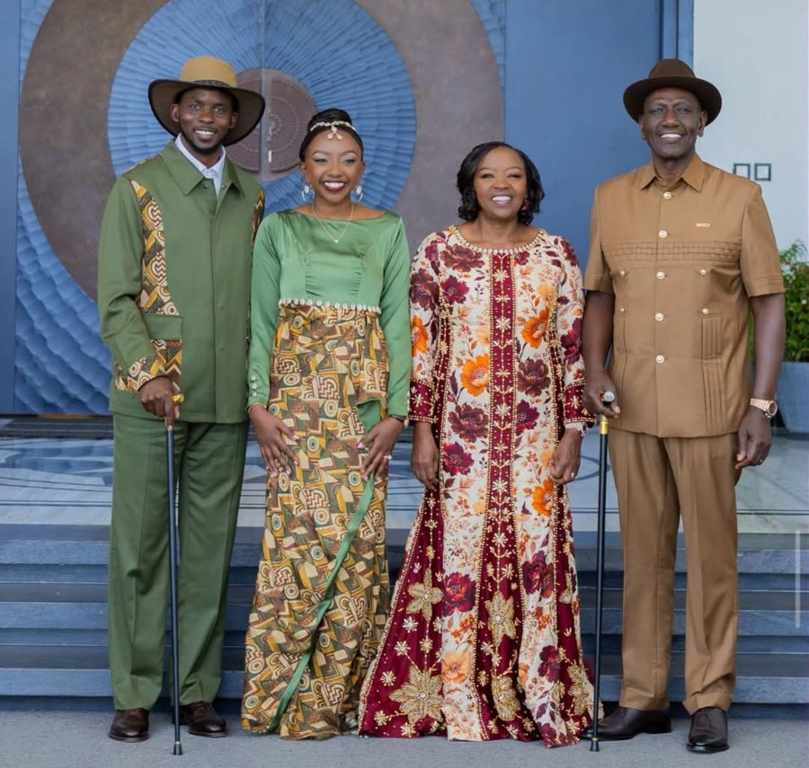 WinnieAsks's tweet photo. Wait… 👀

Did anyone spot them??😂 or

Am I the only one who noticed the groom’s parents were conspicuously missing from today’s Kilgoris photos?

Or did I blink at the wrong time? 😂

Someone go back and check. 👇