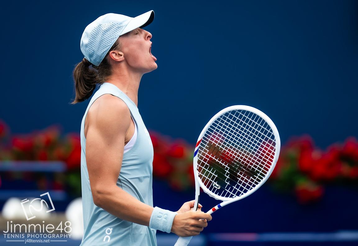 JJlovesTennis's tweet photo. Roar!

Iga Swiatek celebrates a big win in Toronto. https://t.co/1VvxMpVIJ7