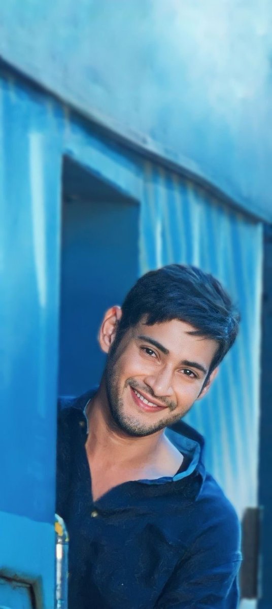 JoshiYsrcp56812's tweet photo. #HBDSuperstarMahesh 
@urstrulyMahesh #VARANASI #Dookudu4K 
Happiest Birthday Annaya ❤️ https://t.co/ryHZt7ENdI