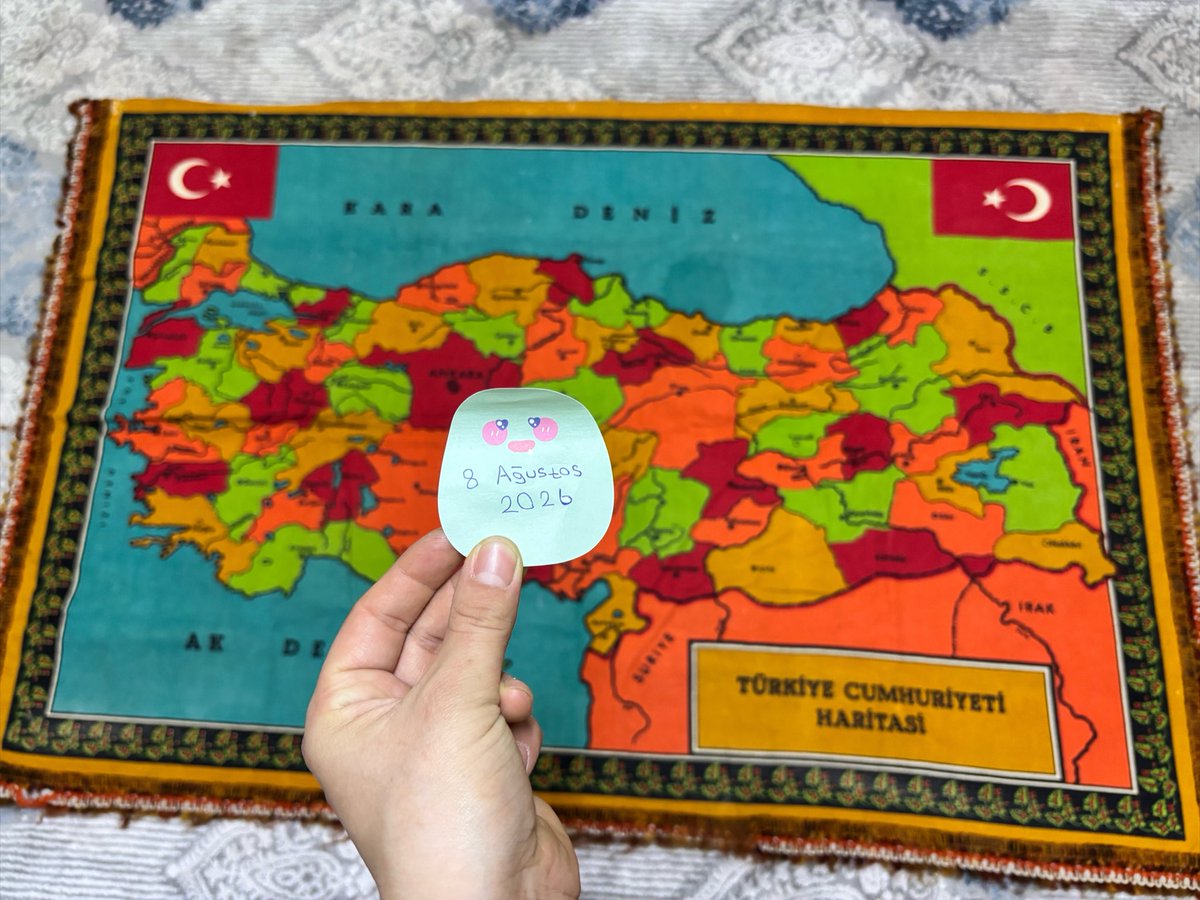 c1nur1's tweet photo. @__Vahdet__ Yapay zeka ile falan işimiz olmaz https://t.co/jyMBcWNJKJ