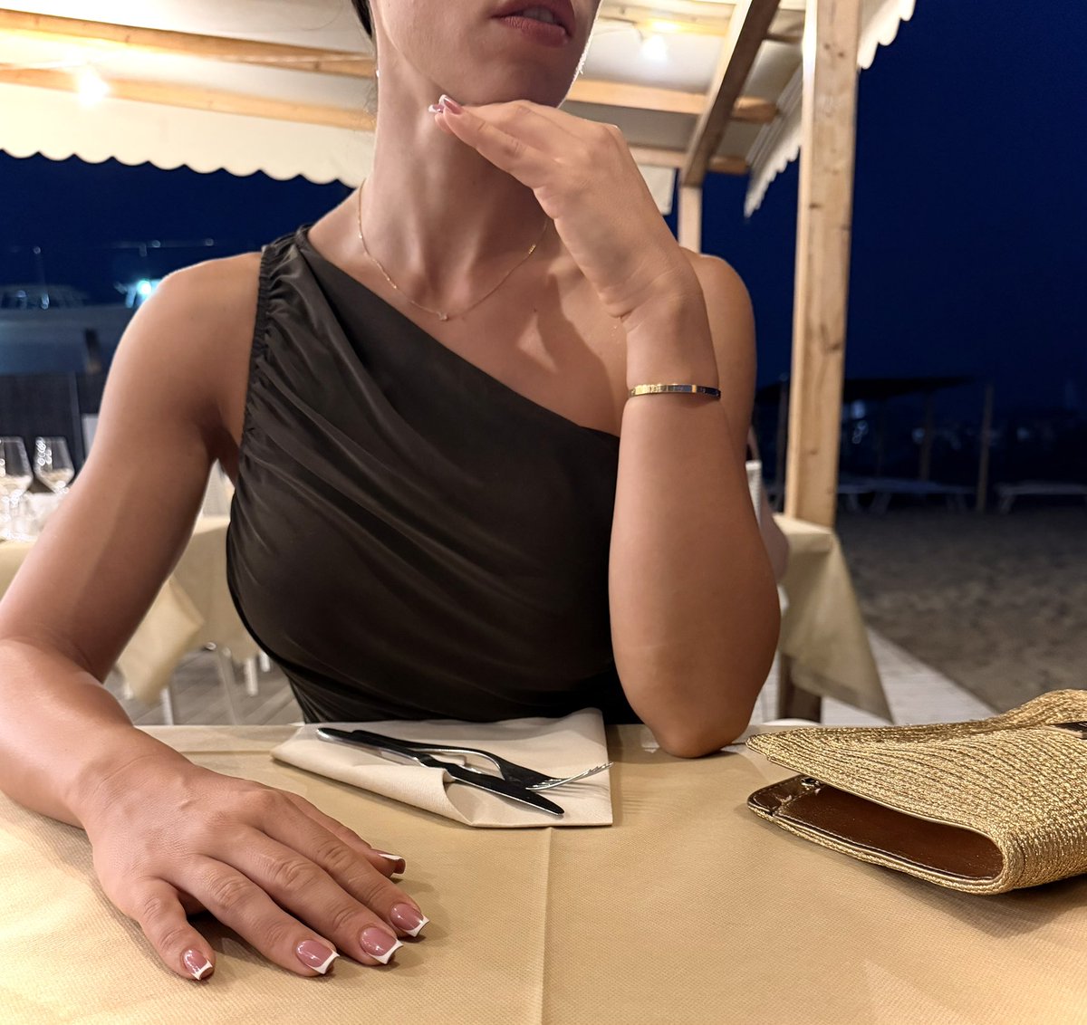 G_princess19's tweet photo. 🥂 🥂 🥂 
•
•
•
#queen #miss #findom #moneymiss https://t.co/Z7NCHm18Wc