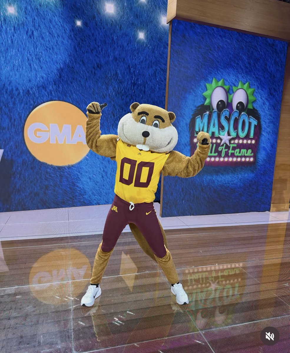 MNFBDEV's tweet photo. Didn’t know it was a “THING” but CONGRATS to GOLDY on induction to the MASCOT HALL OF FAME! https://t.co/Bk0d7MhKi1