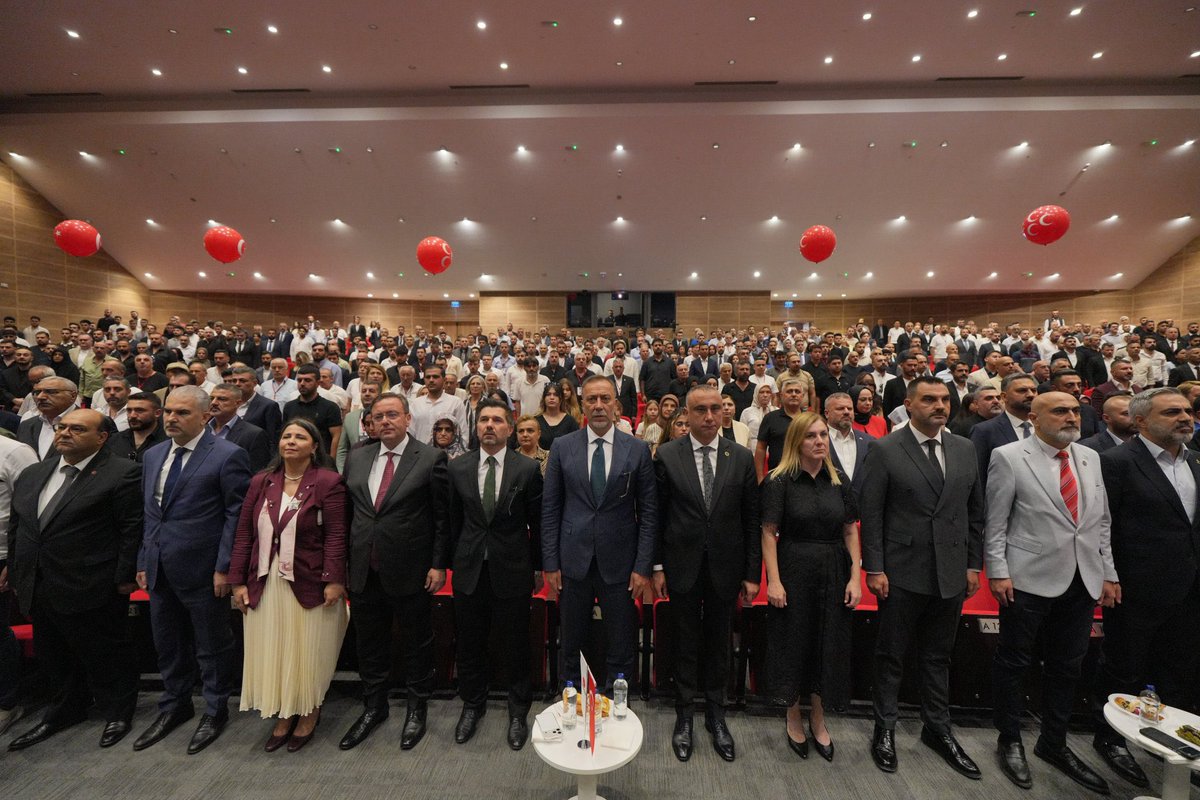 ouz_cabbar's tweet photo. 📍Ataşehir
📍Üsküdar
📍Ümraniye 

Kardeşlik Kalbimizde,Gelecek Aklımızda

MHP İstanbul İl Başkanımız Sayın Volkan Yılmaz ile bugün gerçekleşen üç kongremizi büyük bir coşku ile gerçekleştirdik.

Olağan Kongrelerimiz hayırlı olsun.

#mhp https://t.co/6m4hQwT7em