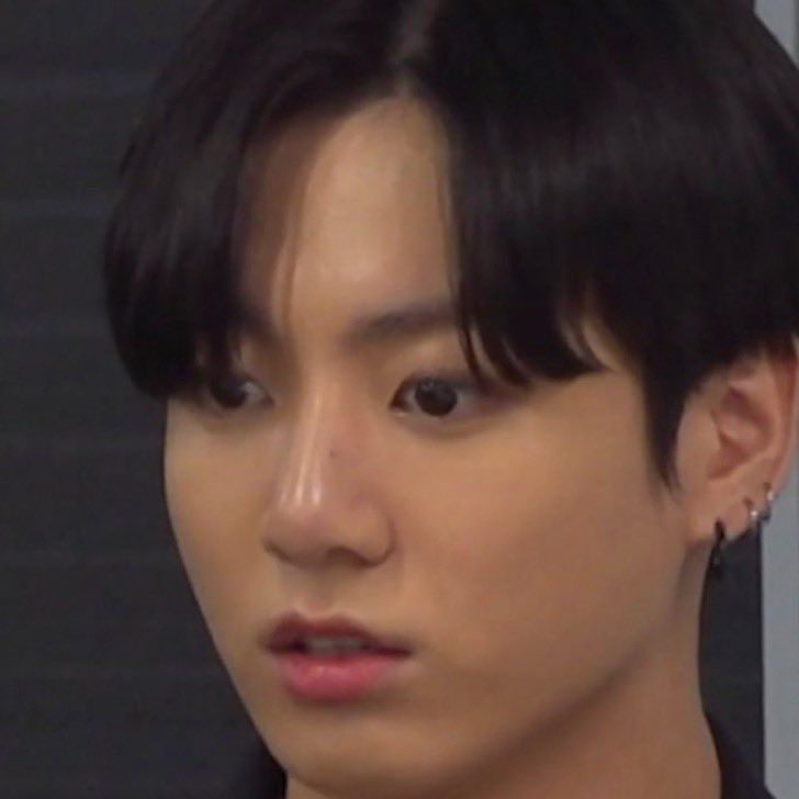 koogifs's tweet photo. he’s forming his first thought https://t.co/BNhOdBOHpZ
