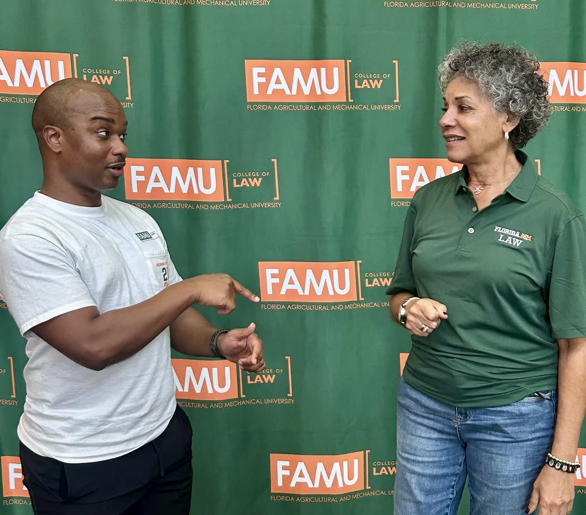 SMarstiller's tweet photo. Yβall! Our #FAMULaw incoming 1Ls are just π₯° What a #blessing it is to get to share this moment and their law school journey with them. ππΌπ§‘πβοΈ https://t.co/pkFNOEHliG