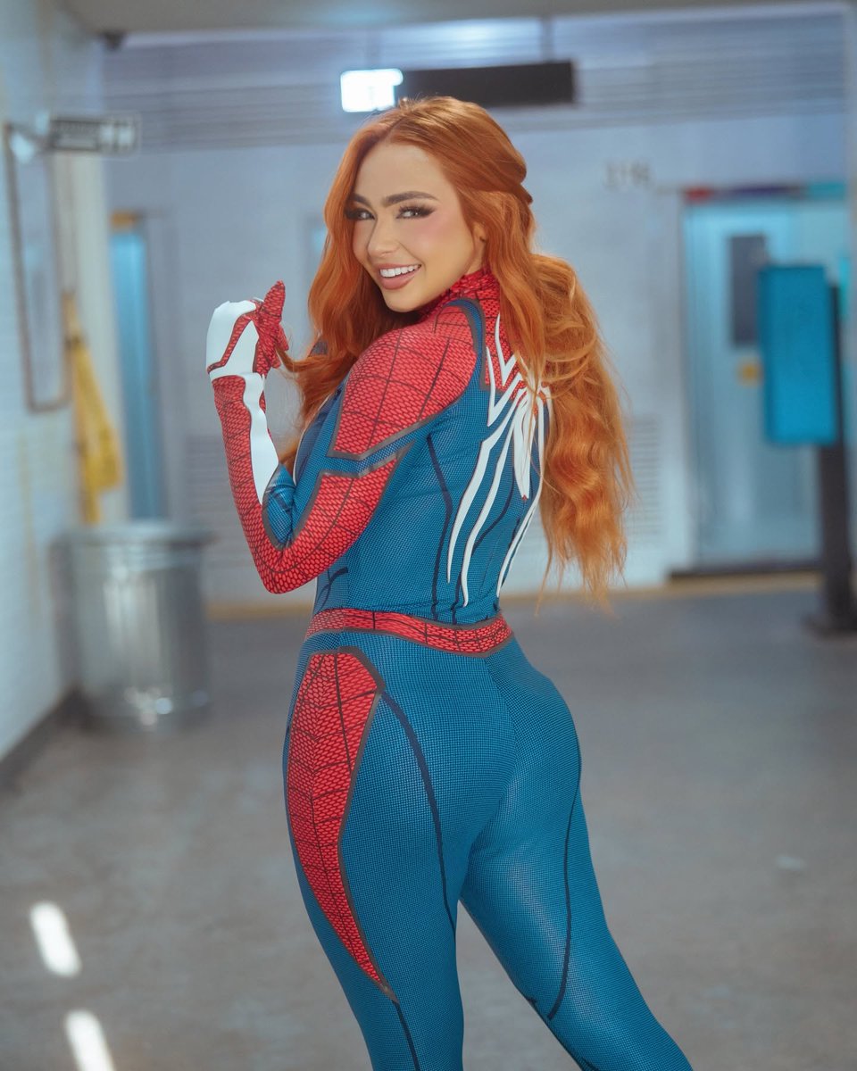 ofspidersins's tweet photo. @MultiMuseLeague // Would love, love, love Mayday Parker aka Spider-Girl! In the comics she is the daughter of Spider-Man, she could be the daughter o Tobey Maguire's Spider-Man in the movie verse!

The face is a cosplayer known as Caitlin Christine! She's done a lot of Spider-Girl cosplays! https://t.co/bsOEyyjos5