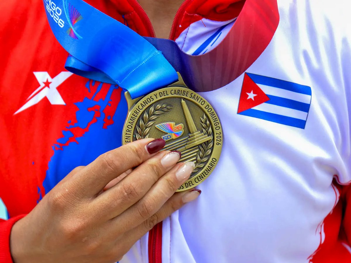 jit_digital's tweet photo. El aplauso

En la despedida de Santo Domingo 2026, honor a quien honor merece.
#SantoDomingo2026  #DeporteCubano #InderCuba65 #VeranoConMiGente #SiempreXCuba
https://t.co/ScySs2MoTC https://t.co/tyPQq98666