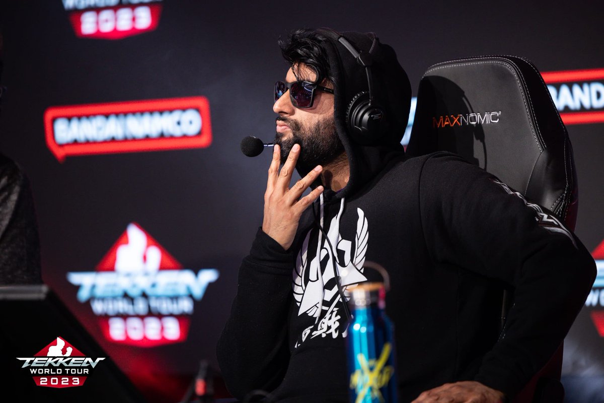 SpaghettiRip's tweet photo. InshaAllah one day I will be back on the microphone so I can tell the stories of people like Zubair that many people hadn't heard of.

This is what I always did on the mic and it's what I'd do again if I ever do make it back on that desk ❤️ https://t.co/OsMeOVbAEx