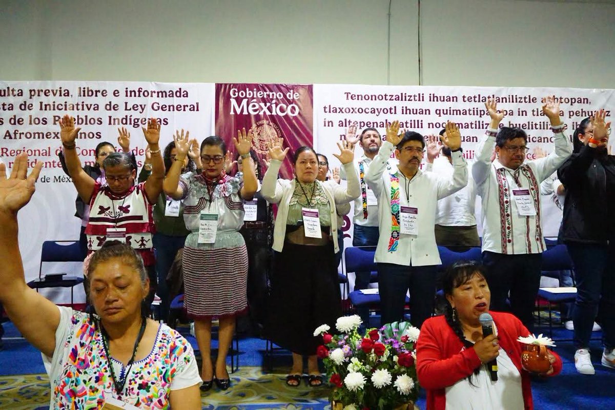 INPImx's tweet photo. En el corazón del Valle de Anáhuac, en la Ciudad de México, el director general del Instituto Nacional de los Pueblos Indígenas (INPI), Adelfo Regino Montes (@DEELAYUUK), encabezó la Asamblea Regional de Consulta, con la participación de autoridades y representantes de comunidades indígenas residente y migrante de la ciudad.

A esta sede asistieron el ministro presidente de la Suprema Corte de Justicia de la Nación (@SCJN), Hugo Aguilar Ortiz (@HugoAguilarOrti); la coordinadora general del Consejo Nacional de Pueblos Indígenas, Yaneth Cruz Gómez; la representante adjunta de ONU Derechos Humanos ONU-DH (@ONUDHmexico), Maia Campbell; así como Víctor Toledo Llancaqueo, en representación de la Secretaría de Gobernación, entre otras autoridades y representantes.