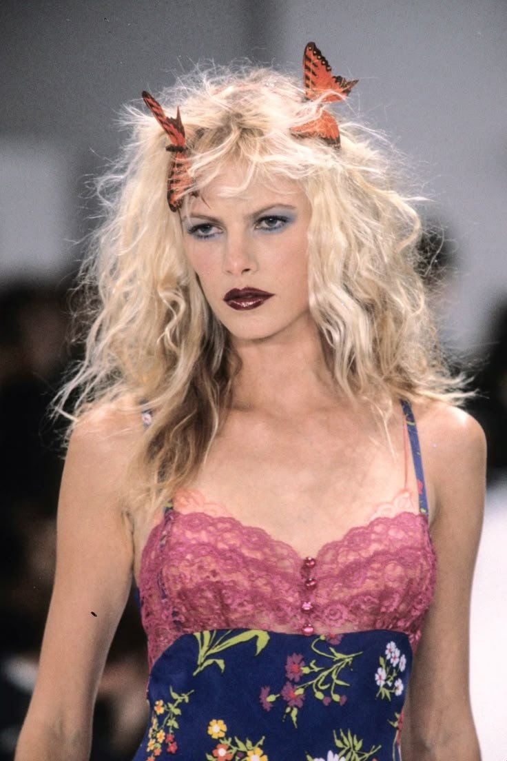 vsldoc's tweet photo. betsey johnson s/s '97 https://t.co/I2naH9EEB7