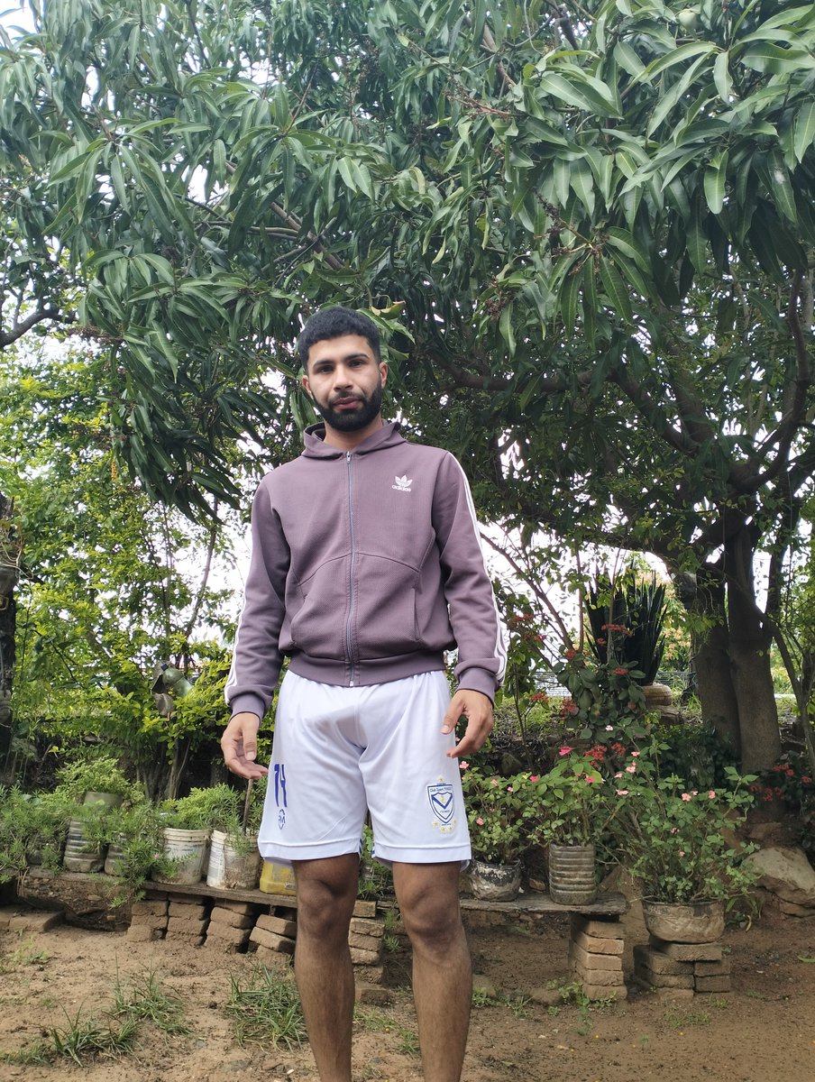manuu_colman's tweet photo. 🌚 https://t.co/eQ9wWTHhZt
