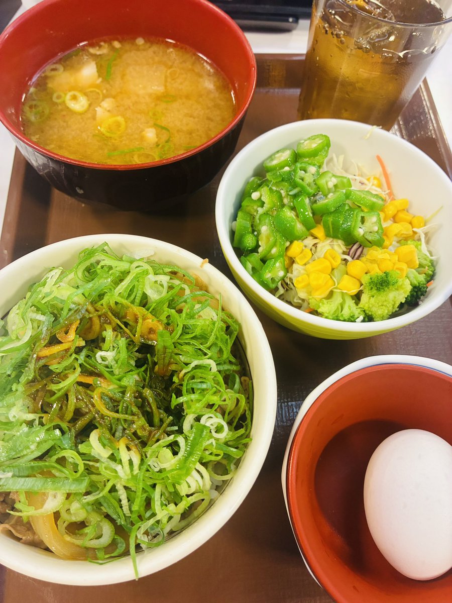 NAOPLUSONE's tweet photo. おはようございます☀️

最近の夜食たち😆

仕事終わりは
濃いーの食べたくなる(*≧艸≦) https://t.co/rQcf3nkKe2