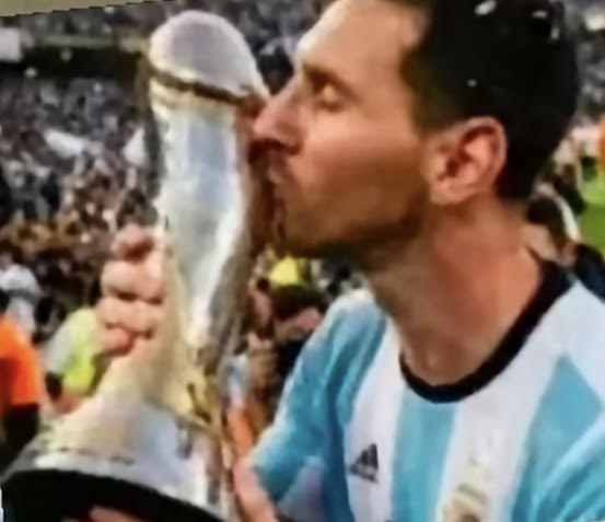 susgovbr's tweet photo. messi https://t.co/anR832vbQO
