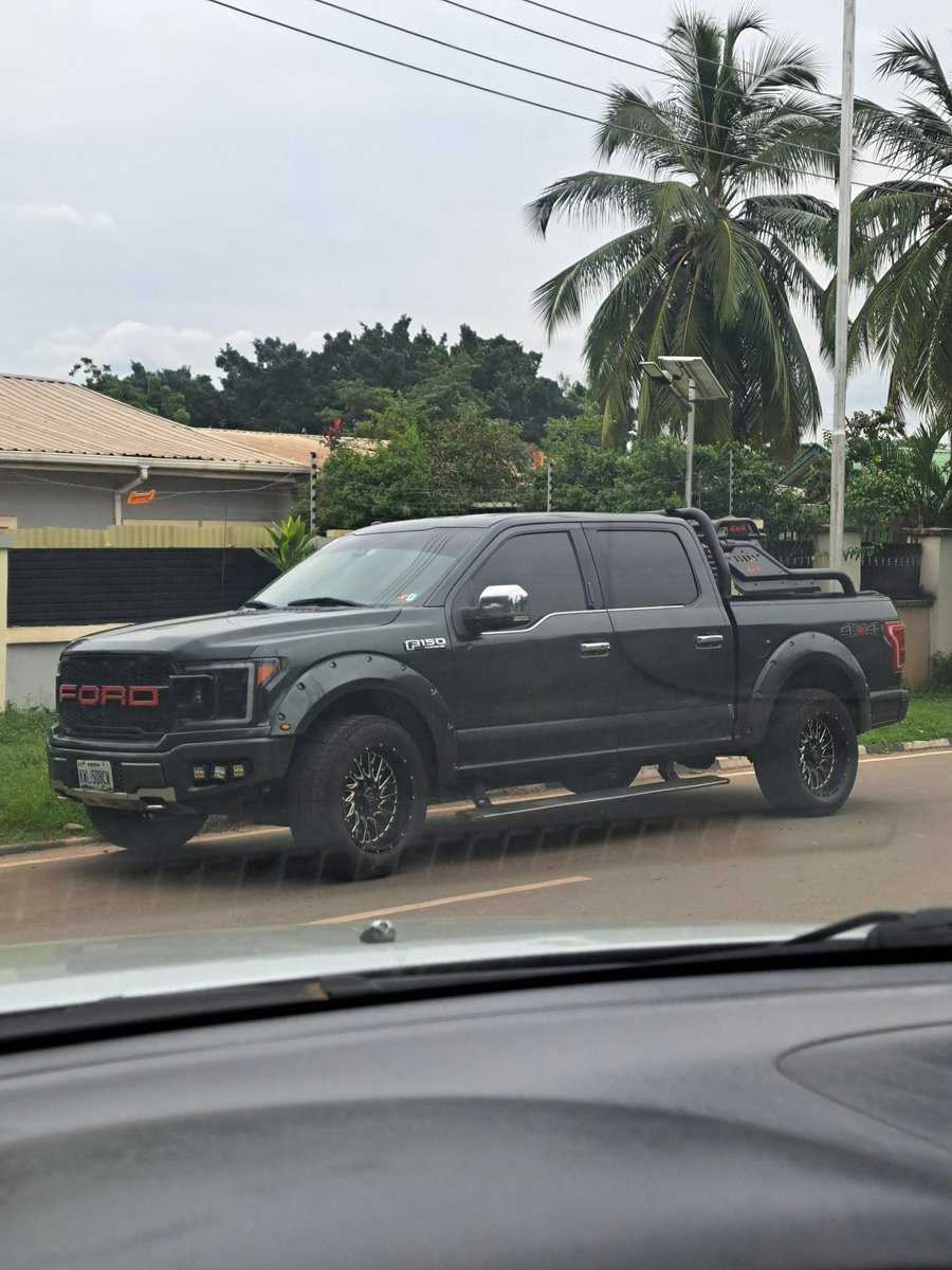 tonerojunero's tweet photo. Big Truck, Big Pimpin' 🦾 https://t.co/FrKvDp7BRB