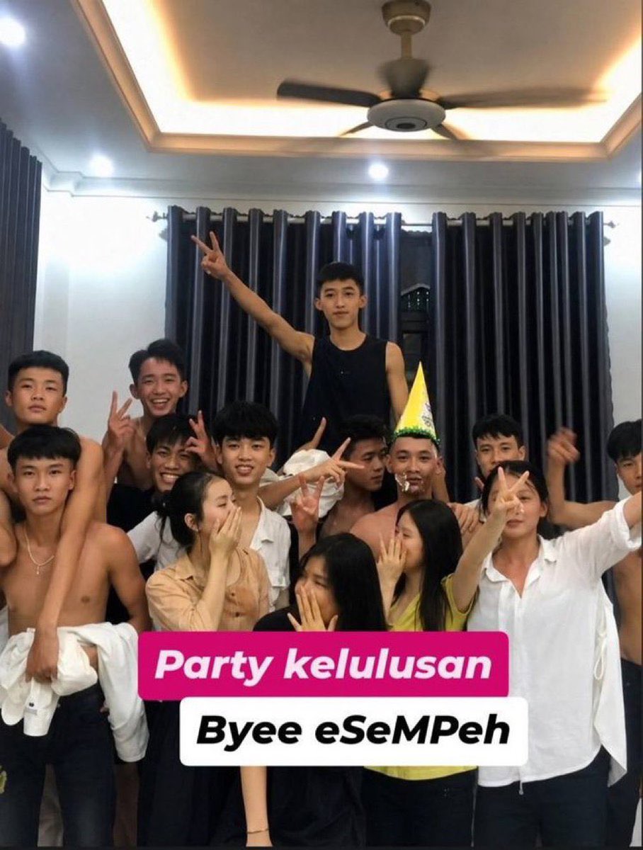 ssvyer's tweet photo. rela digilir temen kelas

https://t.co/XDA9rHN0Gz

https://t.co/aLHBLc3ar3

https://t.co/yRkQB95COU

https://t.co/hsmWn0QUuk https://t.co/q62e19les7