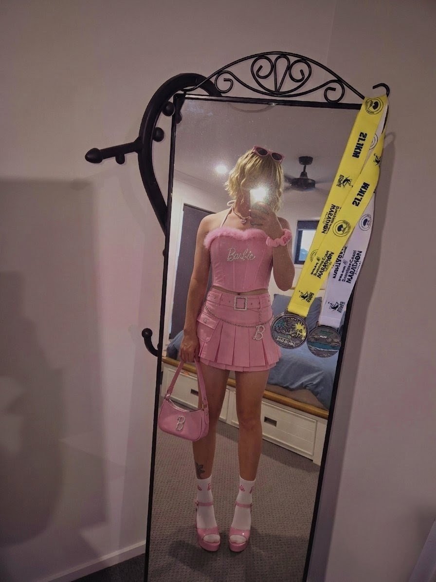 SissyCDS1ut's tweet photo. Do you prefer pink Barbie girl or blacked out goth gurl? :3
#nsfwtwt #nsfw #femboy #sissy #feminization #gay #bi #bottom https://t.co/MMdXEh2rB5