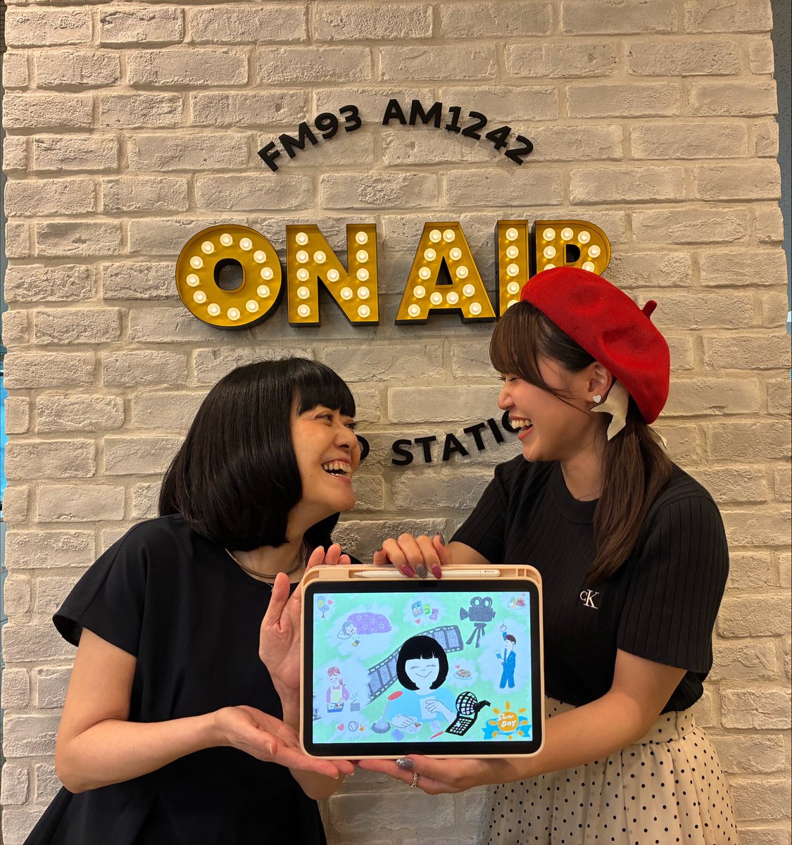 lfkanonmaejima's tweet photo. おはようございます☀️
#サンスポ WEBで「ひろたみゆ紀のサンデー早起き有楽町」のイラストと記事を掲載しています！
番組の優しい雰囲気が伝わるように、水彩絵の具で画用紙に描いたような雰囲気にしてみました🎨

番組でも取り上げていただきありがとうございます☺️是非こちらから！
https://t.co/U3Q6dMgXex
#ニッポン放送