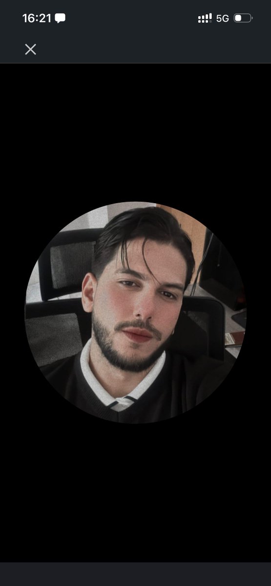 livbrandao's tweet photo. Você conhece Lucas Henrique Baldusca Braz? Este CANALHA agrediu COVARDEMENTE uma amiga minha, que tomou SEIS PONTOS no supercílio, num samba no Rio. Na delegacia foi liberado. Repassem essa mensagem, este FILHO DE UMA PUTA não pode ficar impune. https://t.co/xsia7HUwop