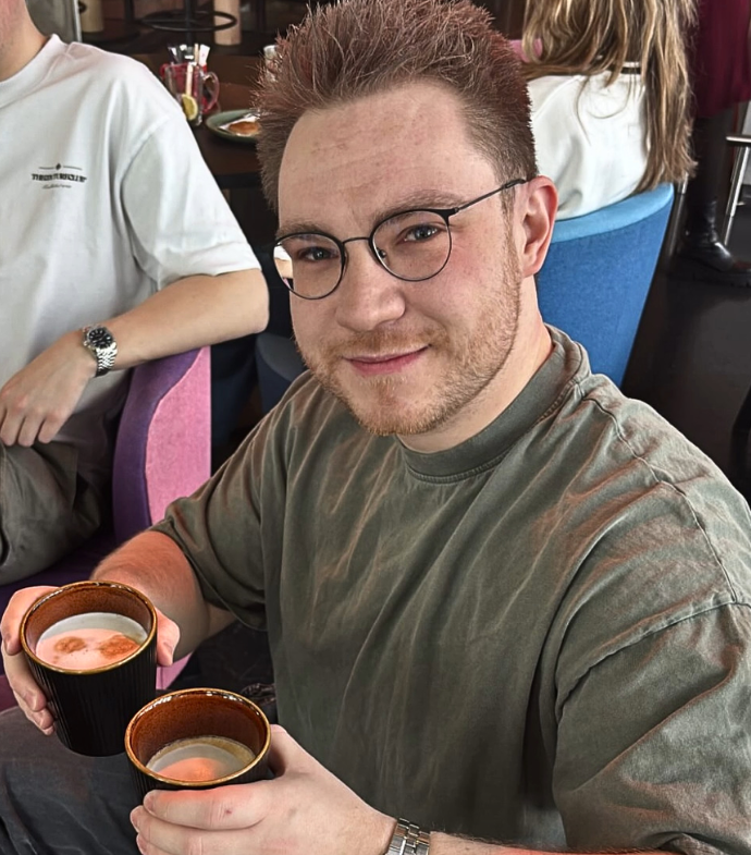 Ozzny_CS2's tweet photo. ohnePixel finished his FACEIT placement matches and ended up Level 4 ‼️

70% win rate is impressive tho... (he played with jL) https://t.co/PBSNcIcab5