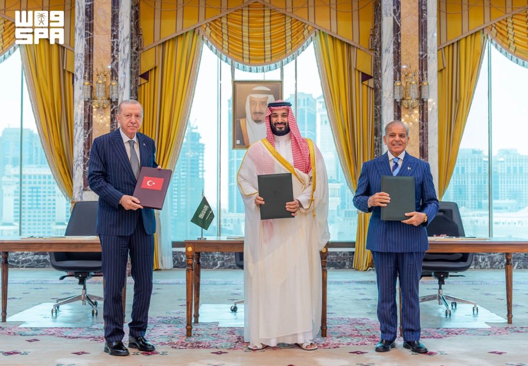 s_7ak's tweet photo. اللهم أيّده بتأييدك، وانصره بنصرك، وأعزّ به الإسلام والمسلمين. 🇸🇦 https://t.co/3UATZoAenO