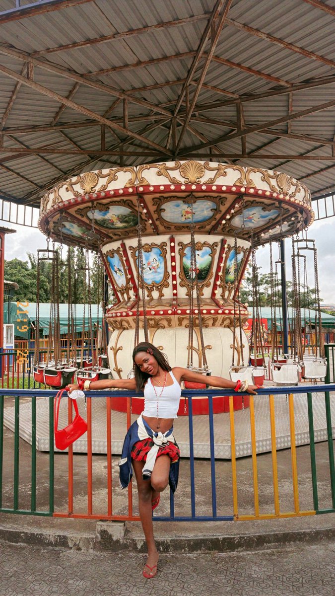 Fanciee_'s tweet photo. 🎡🎢🎠 https://t.co/Iq8BvGbPOS