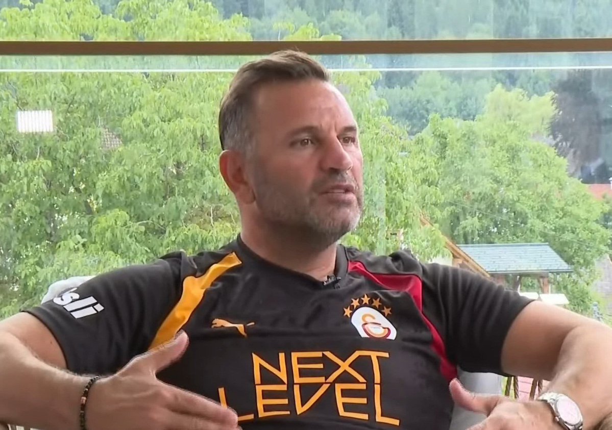 _wesniper's tweet photo. İstifa et hocam seni de madara edecek bu vasıfsız beceriksizler 
#VictorOsimhen  #GSvVIL  #yönetimistifa https://t.co/PAJoASzPf8