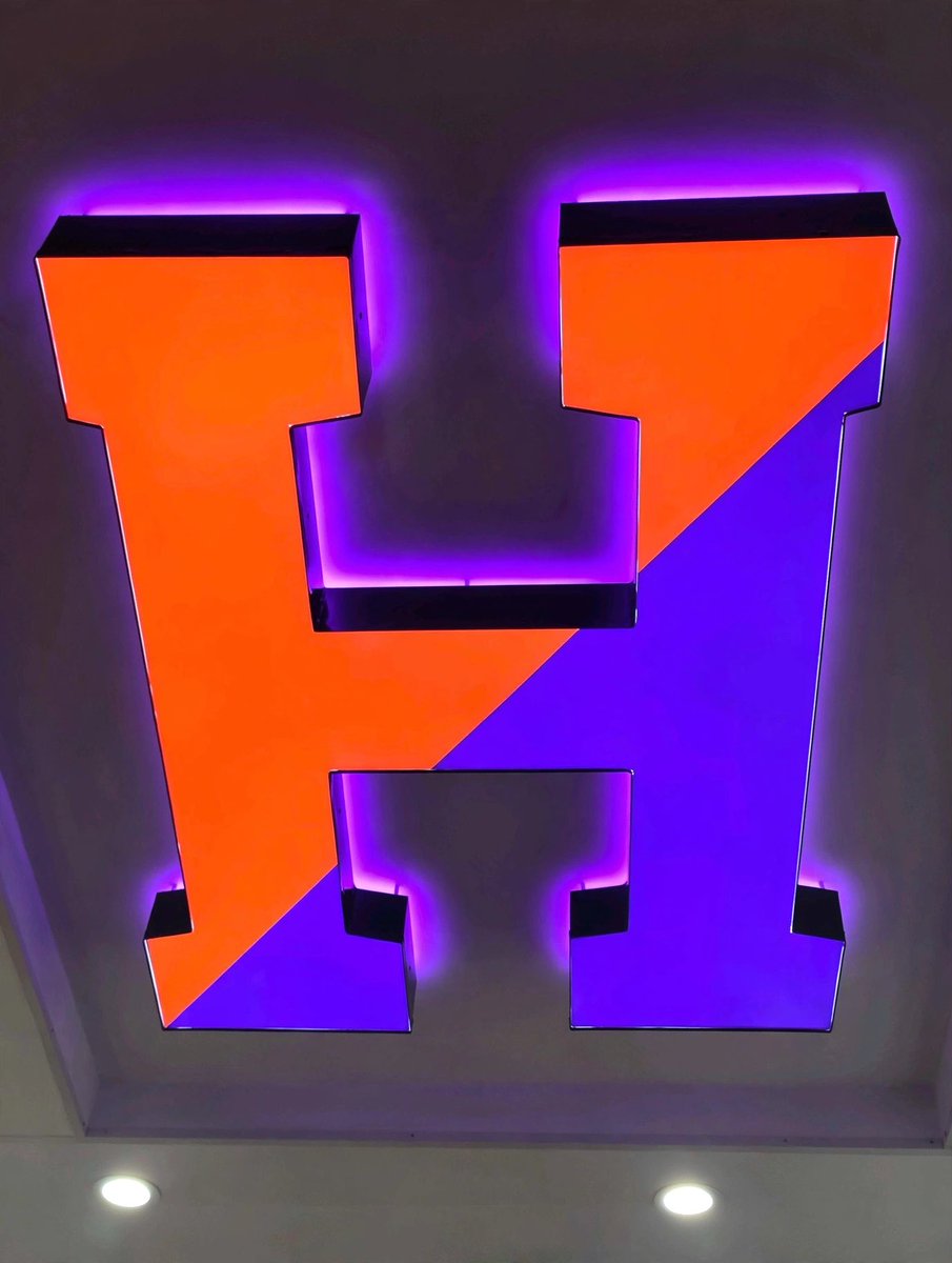 Tank_2027's tweet photo. I want to thank  @Coach_DeWall for the personal invitation to Hobart College and the @HobartFootball program.  I had an amazing time.  @FB_Coach_Morgan @CarrollDC_FB @CoachQuick_  #GoStatesmen https://t.co/Rgn79v7UUn
