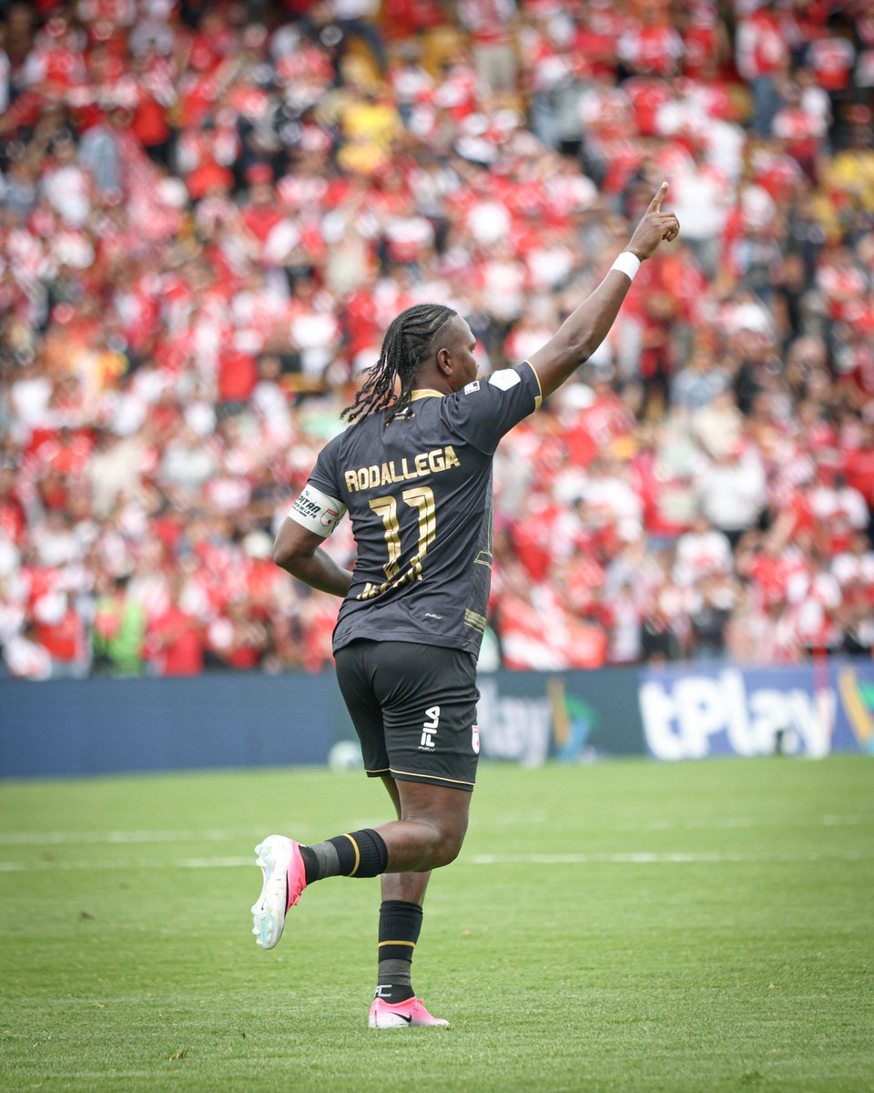SantaFe's tweet photo. Siempre nuestro Hugol ☝🏻🦁🔥

#VamosSantaFe https://t.co/mtynsbOcEo