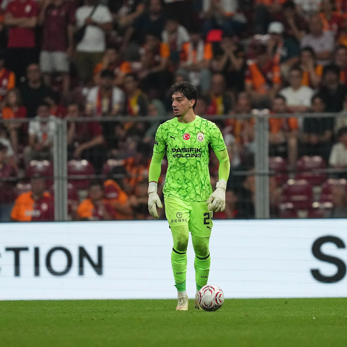 GalatasaraySK's tweet photo. 📸 Karşılaşmanın ikinci yarısından kareler. https://t.co/yIFjgteZs5