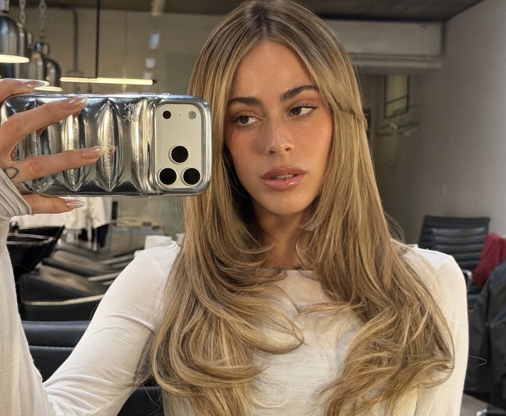 TINIData's tweet photo. Nueva foto de TINI https://t.co/HBfVf6pEBm