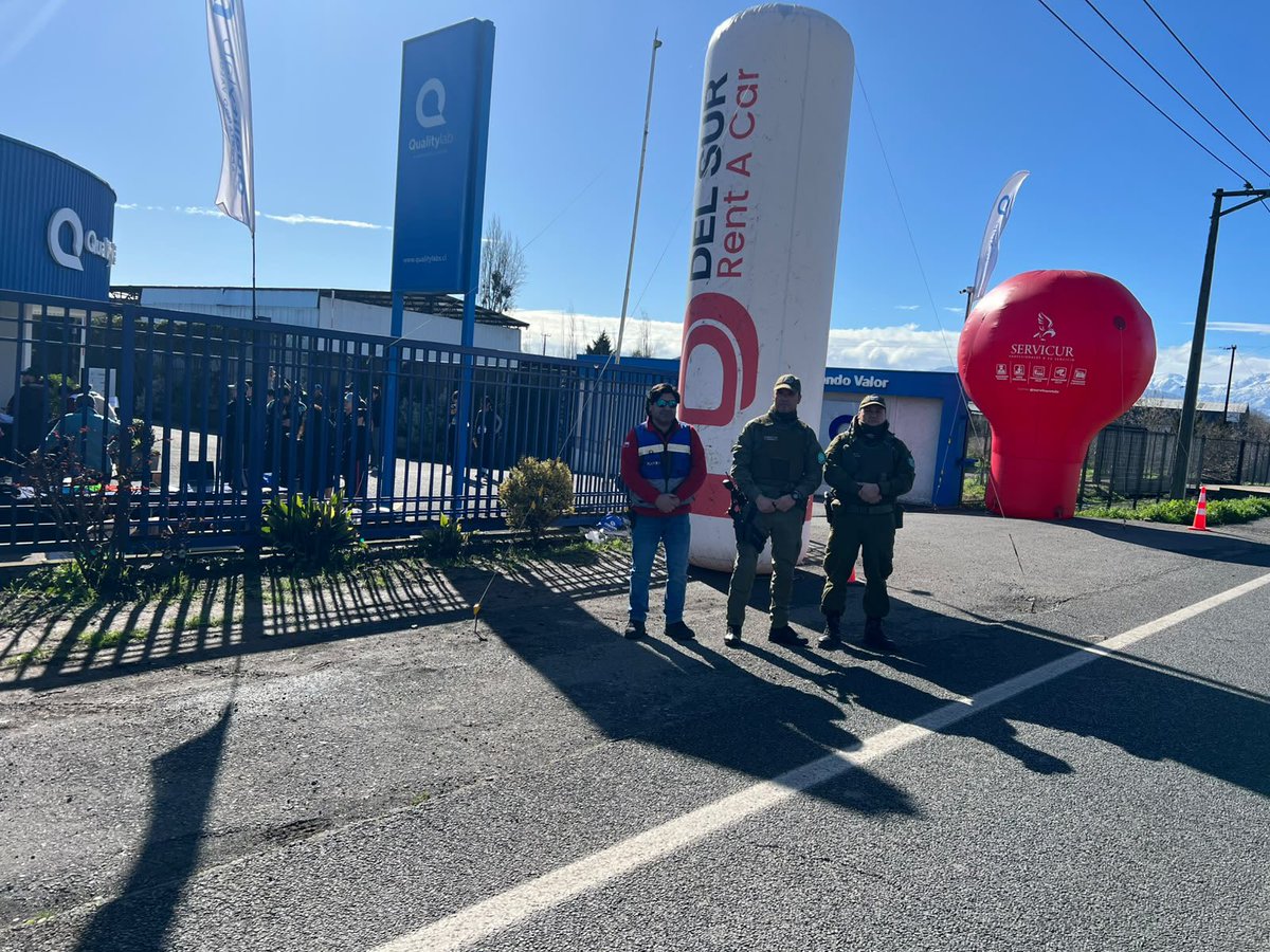 Carab_Maule's tweet photo. 🚔🏃♀️🏃♂️ Carabineros de la Tenencia Romeral participa activamente en el resguardo del tránsito y la seguridad de los participantes de la corrida familiar organizada por la empresa QualityLab, contribuyendo al normal desarrollo de esta actividad.
#Romeral #CarabinerosDeTodos https://t.co/otqVspu28L