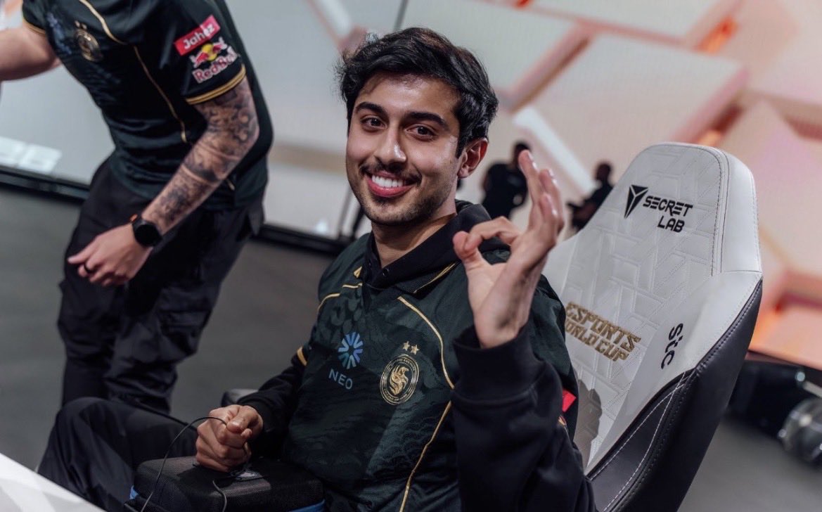 5loper's tweet photo. ياجعل من ربوك في الجنه ياتاريخي ياعمهم كلهم مبرووووووك يالقوتتت@Exnid_ 💚💚💚 https://t.co/UYNMlvoPo1