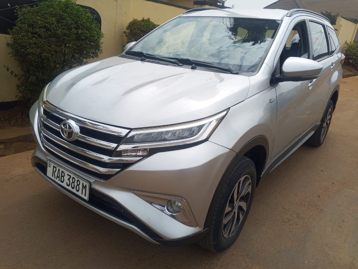 Franc15000's tweet photo. Toyota Rush for Sale 🚗If you are interested in buying this car, please call or WhatsApp me at +250782826603.Make/Model: Toyota RushYear: 2020Transmission: AutomaticPrice: 23.8 Million RWF https://t.co/c8vJh5p8ng
