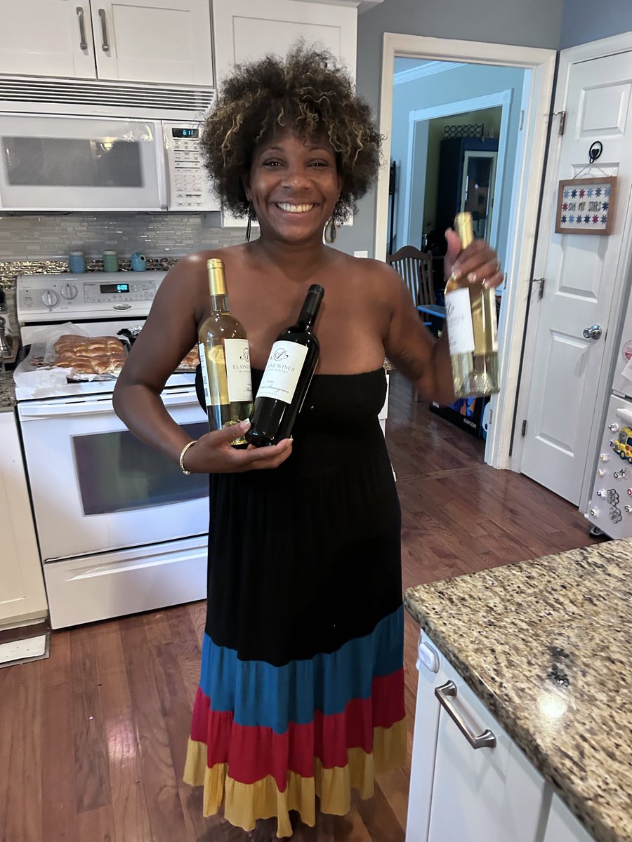 AElaineWines's tweet photo. Thank you to all our customers who’ve ordered. Where glad to see you received your wine. Enjoy responsibly
#aelainewines #veteranowned #winelover #motivation #enjoy https://t.co/X6p139syXd